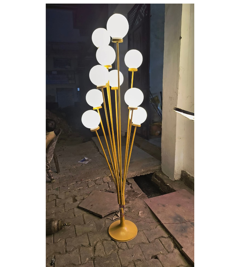 Ball Stand