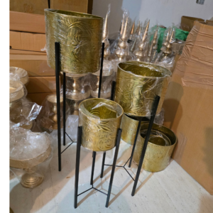metal props for set 1